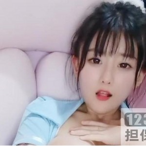 清纯软妹悠宝直播合集：15部精彩视频，5.9G魅力无限，带你领略一线天的独特魅力与烹饪社的精彩互动！